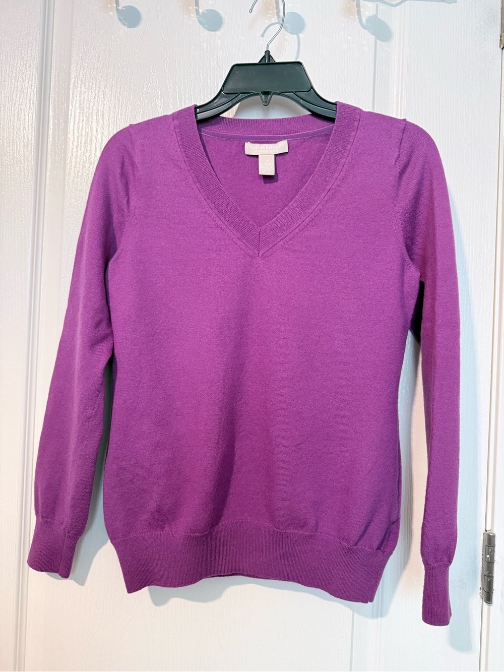Banana Republic Purple V-Neck Women's Sweater
